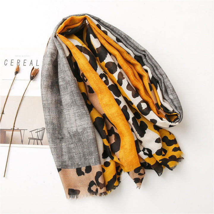 Briar | Casual Leopard Print Scarf