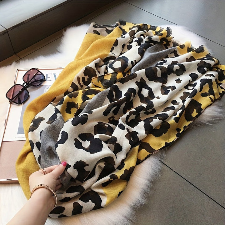 Briar | Casual Leopard Print Scarf