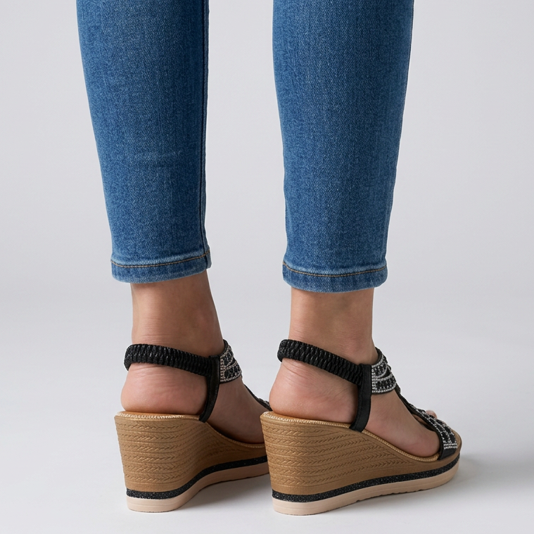 Eden - Comfortable wedge sandal for women