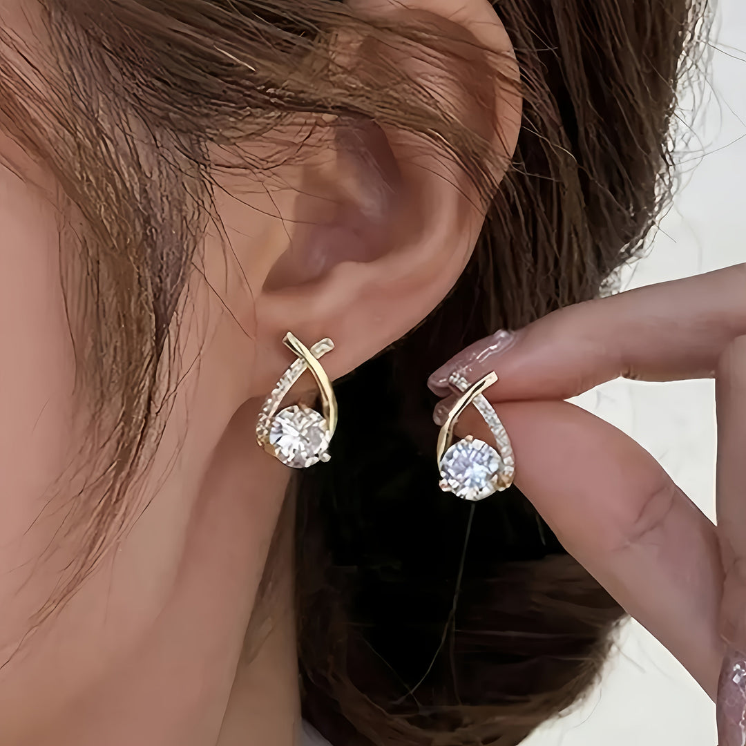 Dahlia | Earrings with gold cross and zirconia