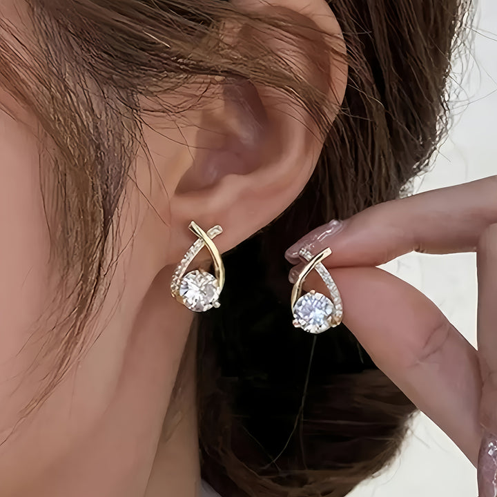 Dahlia | Earrings with gold cross and zirconia