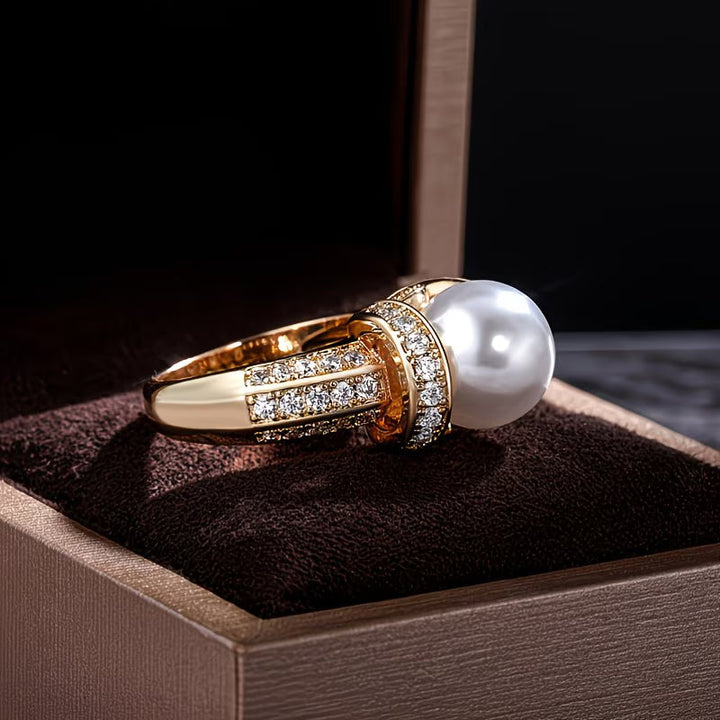 Genevieve | The Crown Pearl Ring