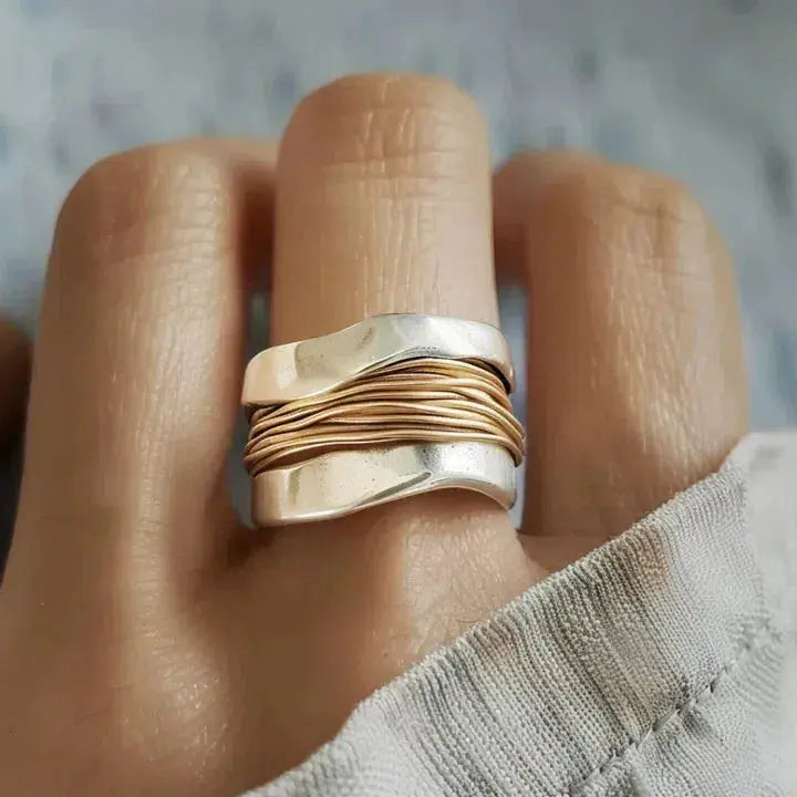 Ruby | Silver ring with gold wire