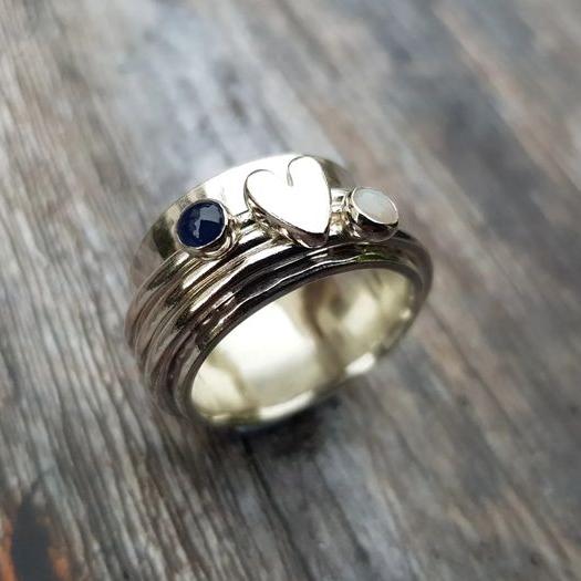 Clover | Silver Heart Ring - Romantic Sparkles