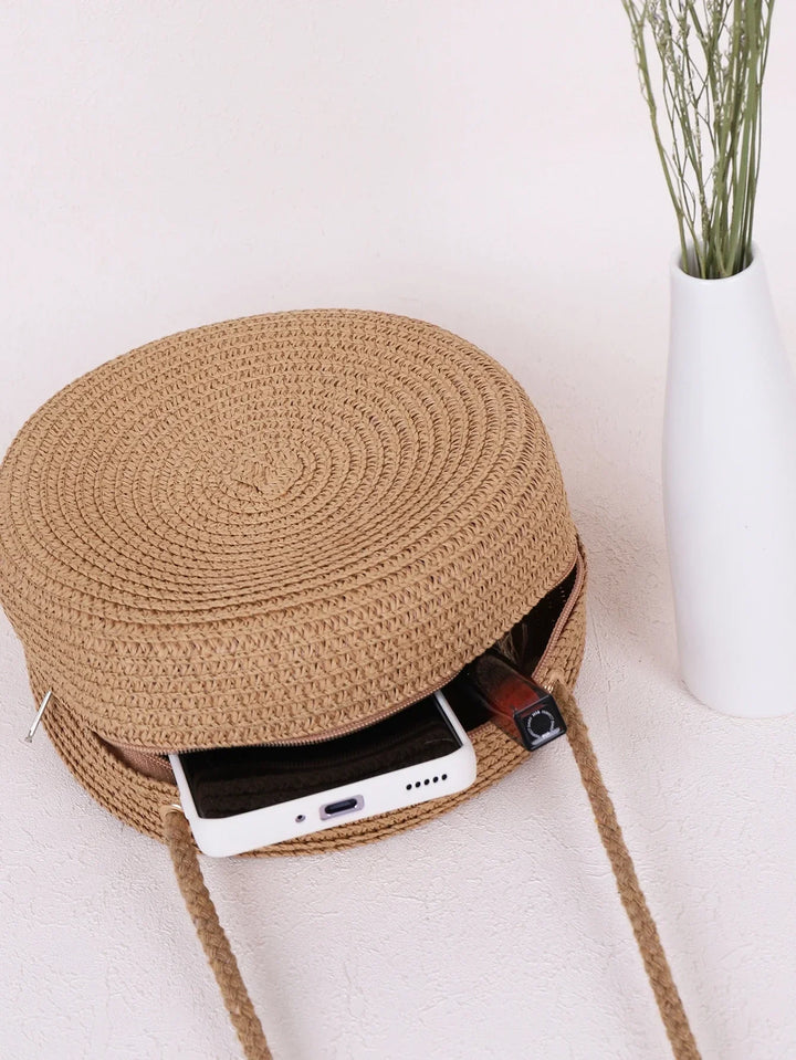 Briar | Round Shoulder Bag