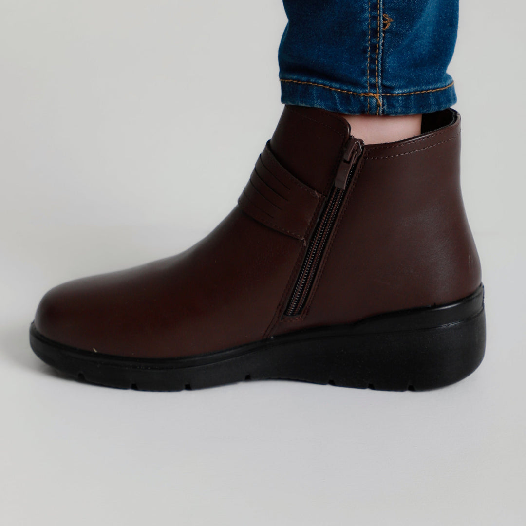 Micol - Comfortable Ankle Boot for Women