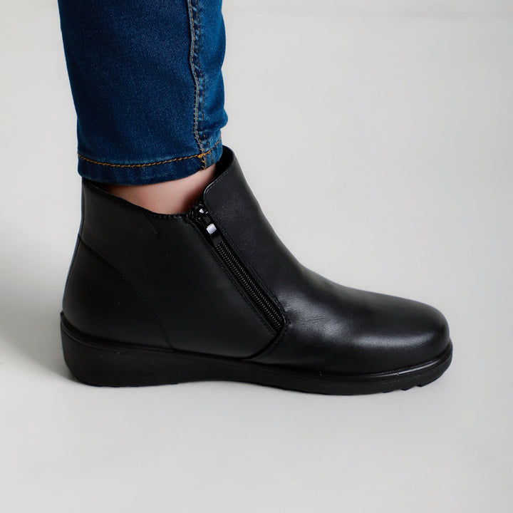 Ambra - Comfortable Ankle Boot for Women
