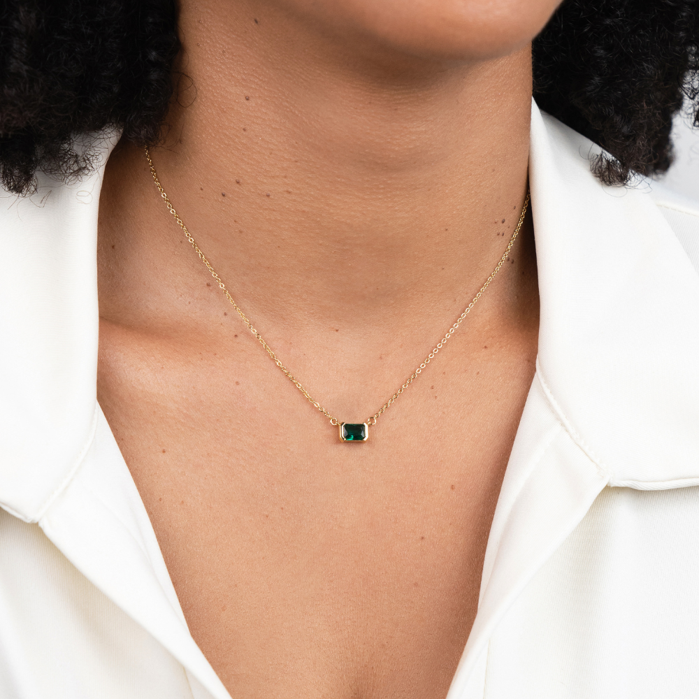 Marigold | Delicate Necklace with Emerald