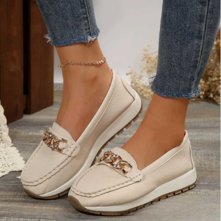 Evelyn | Diamond Buckle Slippers