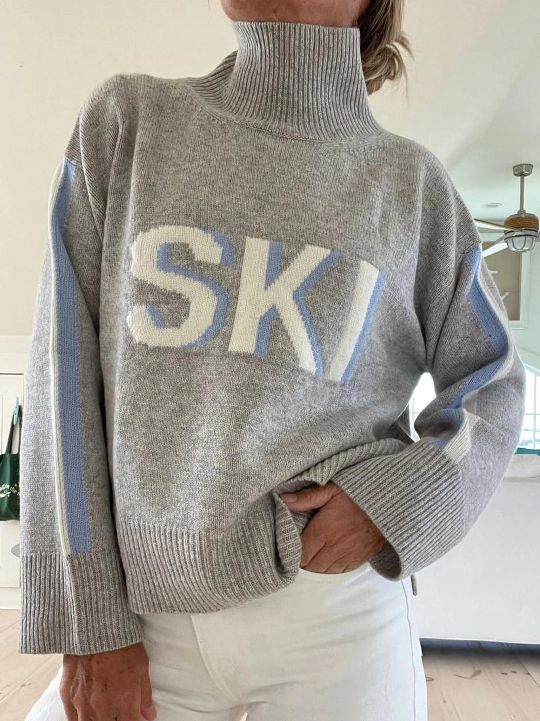 Sanna | Retro Roll Neck Ski Sweater Black