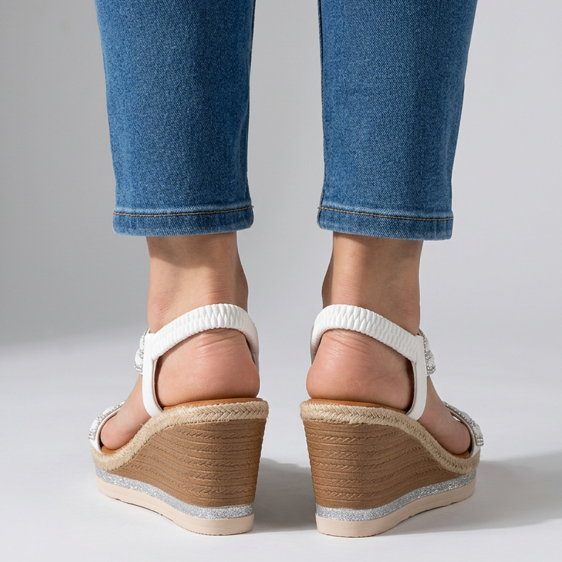 Eden - Comfortable wedge sandal for women