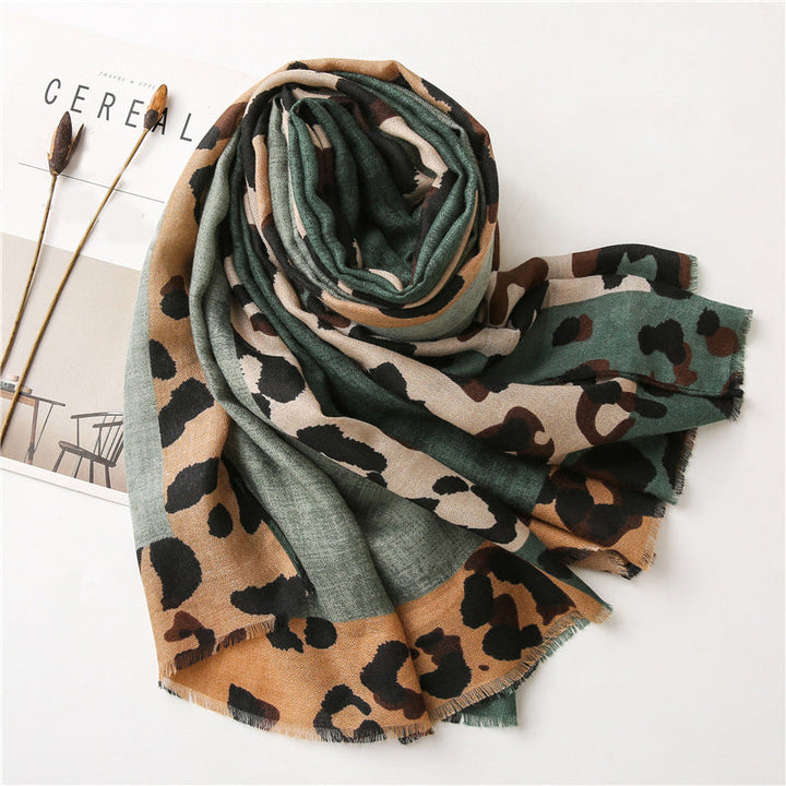 Briar | Casual Leopard Print Scarf