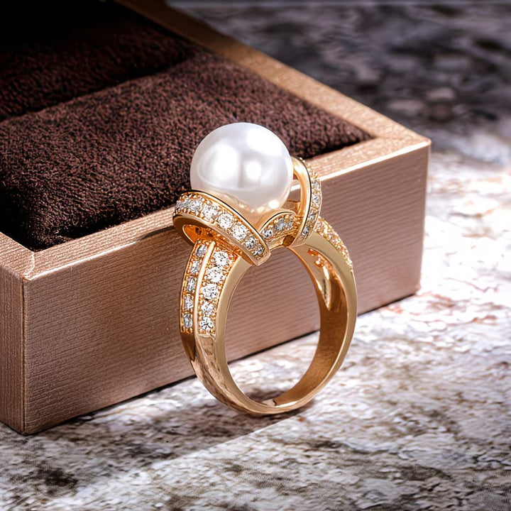 Genevieve | The Crown Pearl Ring