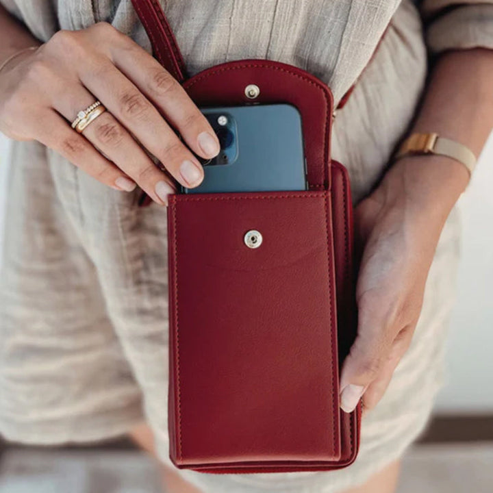 Remy | Hands-Free Crossbody Pouch — Jarah Melbourne