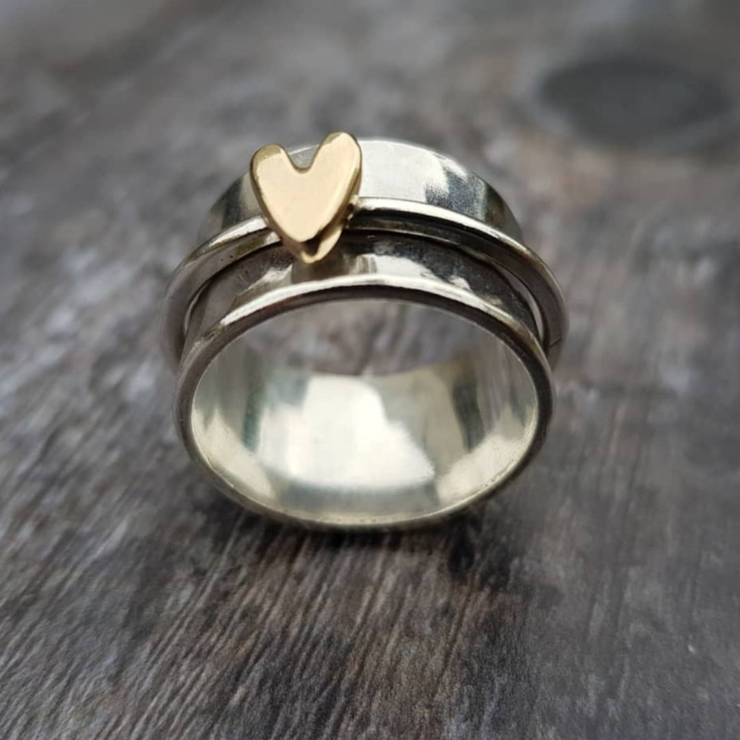 Marigold | Silver ring with gold heart