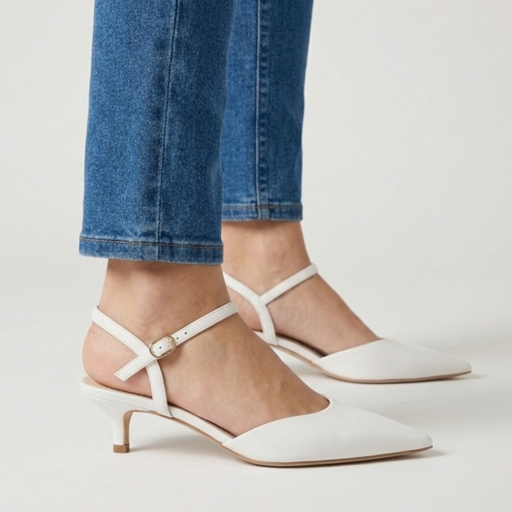 Clelia — Jarah Melbourne