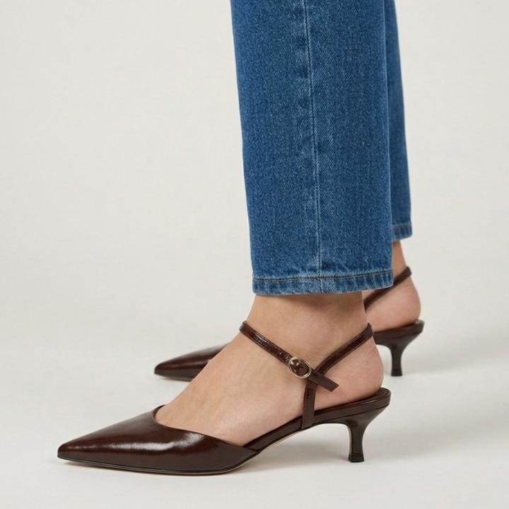 Clelia — Jarah Melbourne