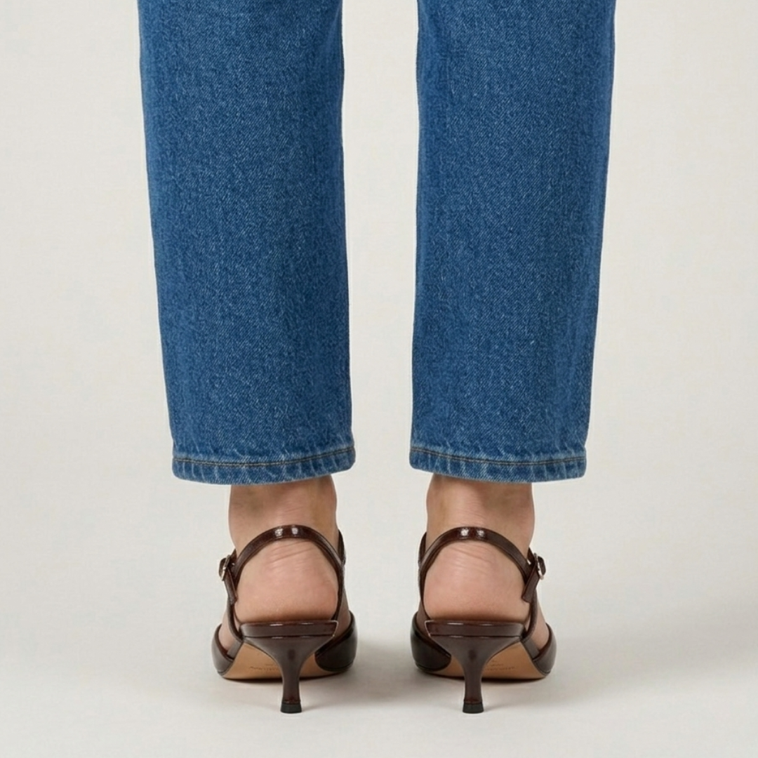 Clelia — Jarah Melbourne