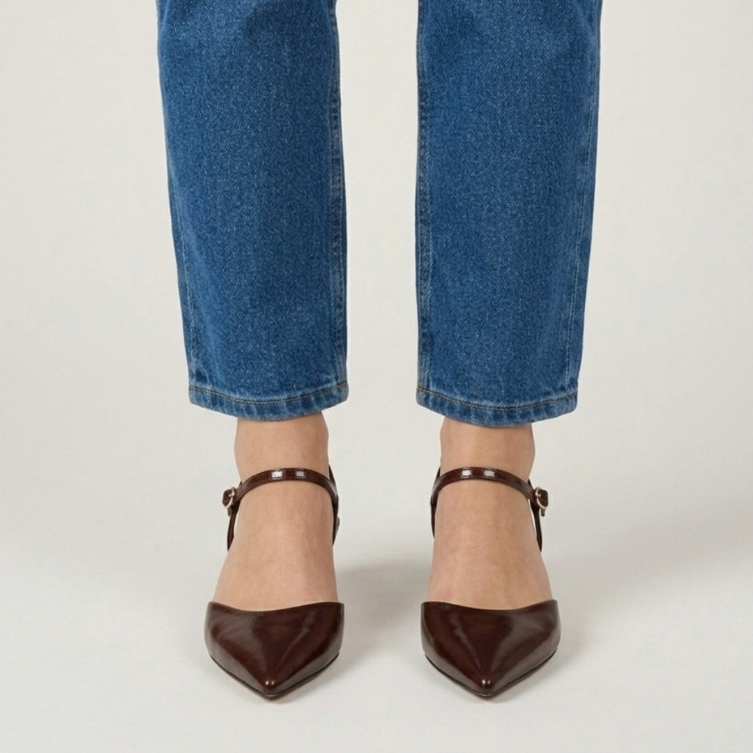 Clelia — Jarah Melbourne