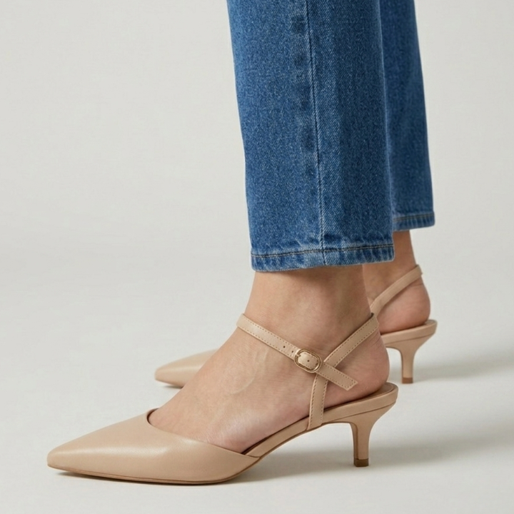 Clelia — Jarah Melbourne