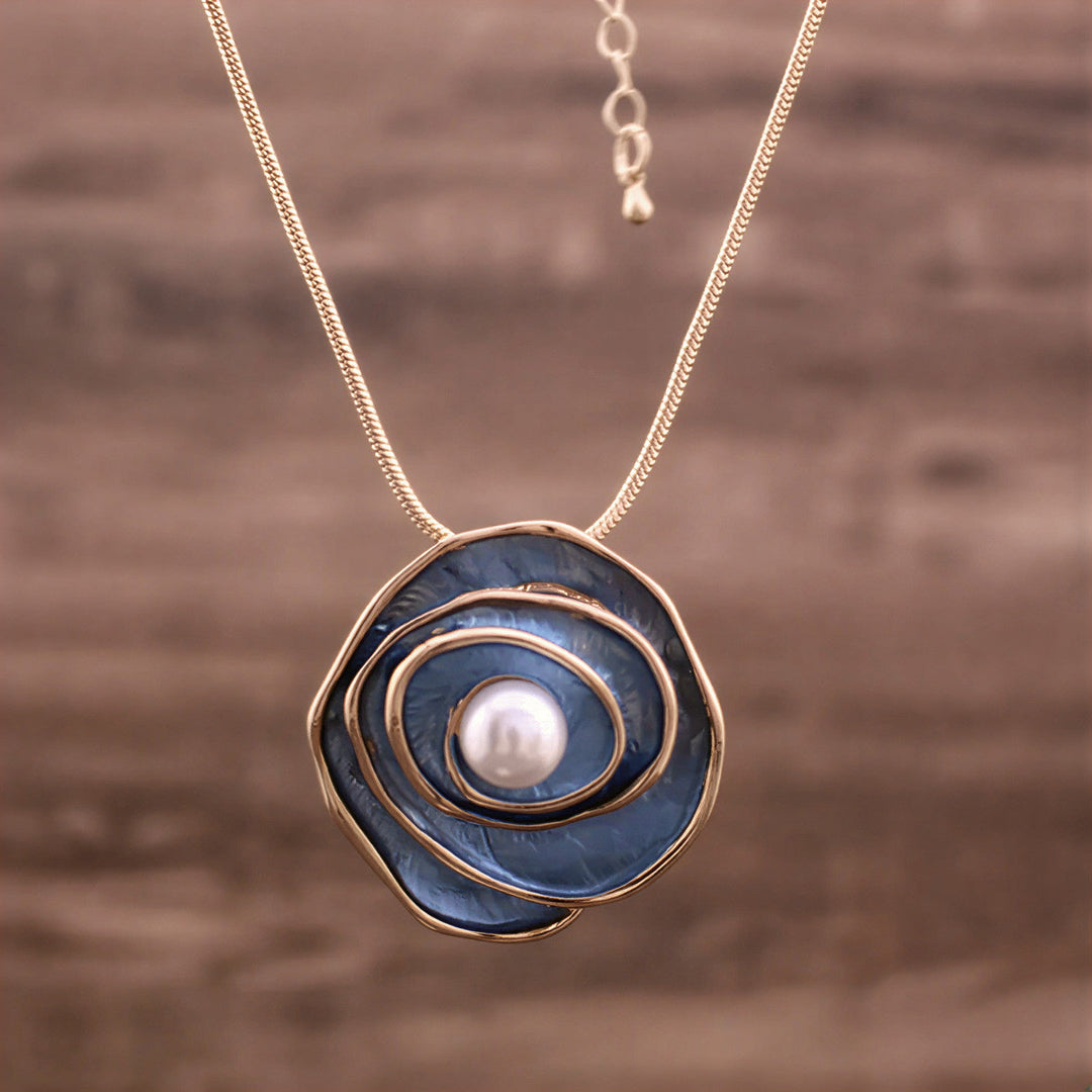 Nadine | Blue Elegance Pearl Necklace