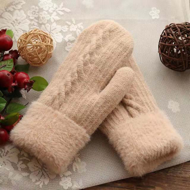 Maple warm winter gloves — Jarah Melbourne