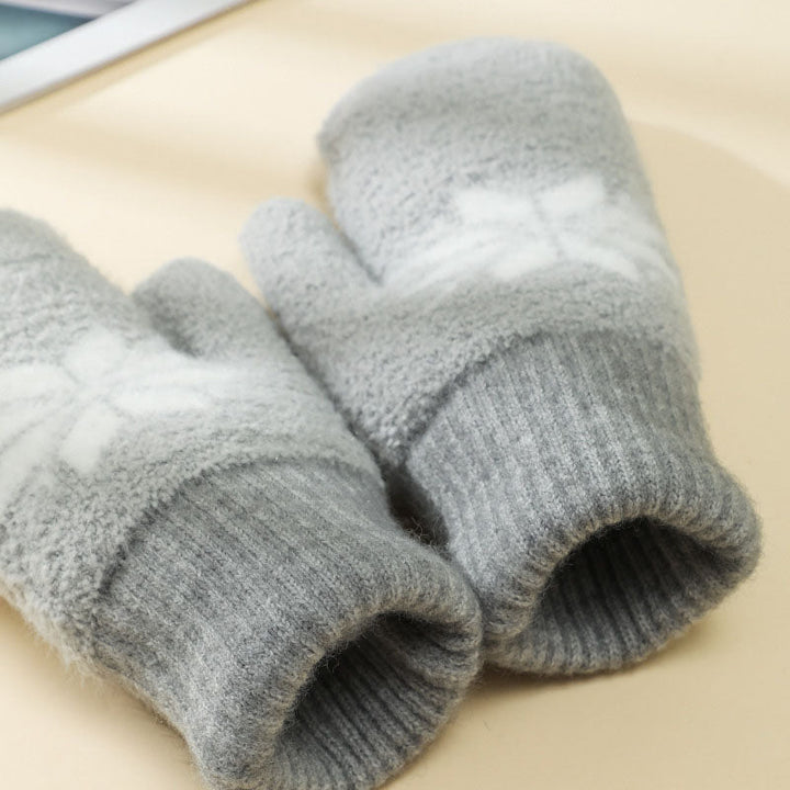 Snow warm winter gloves — Jarah Melbourne