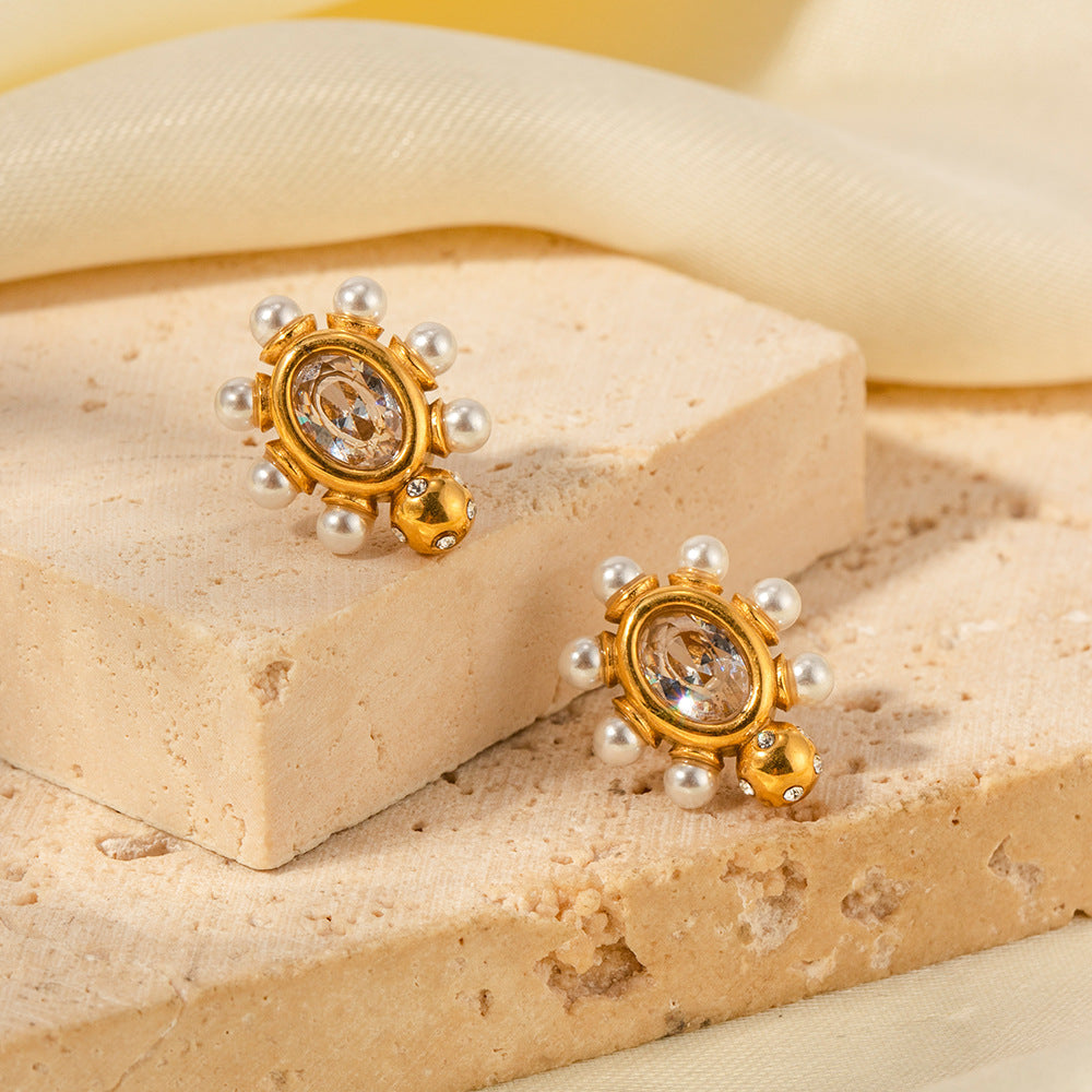 Marigold | Refined Gold Earrings with Pearl