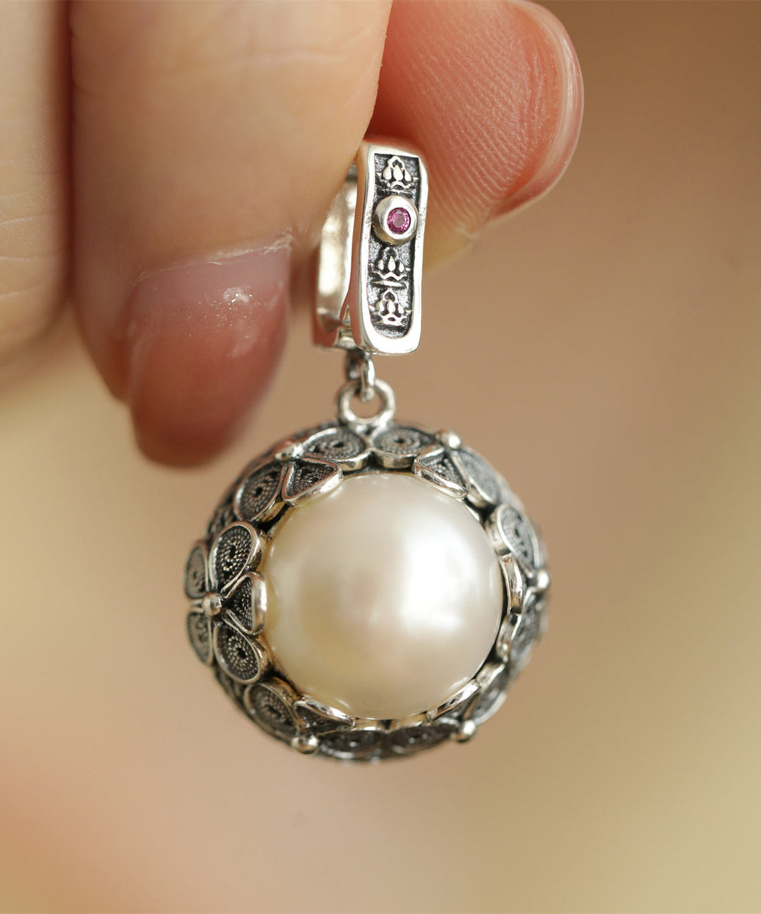 Silk Sterling Silver Pearl Pendant
