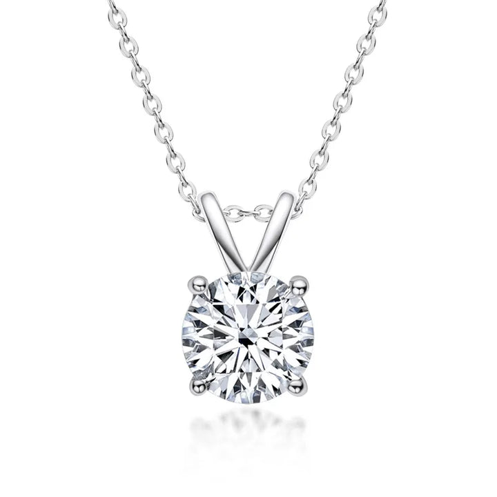 Daisy | Exclusive Sterling Silver Necklace with Moissanite