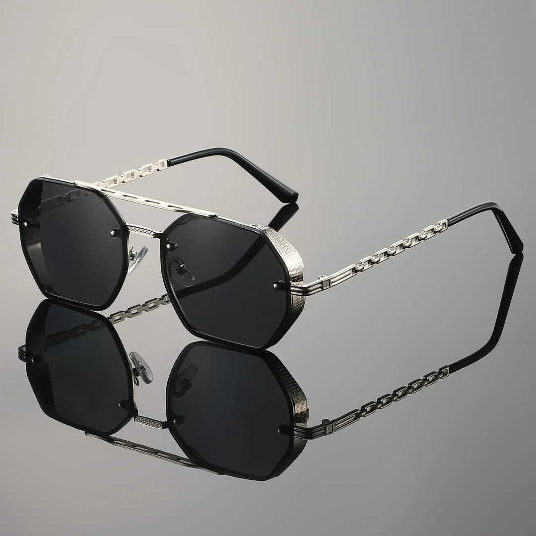 Hazelle | Auric Noir Sunglasses