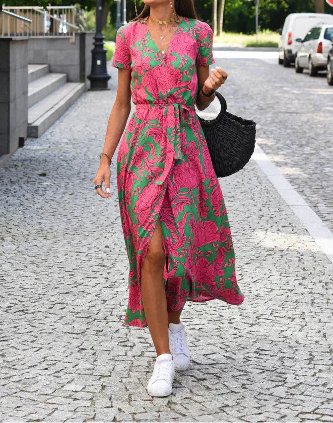 Jorlyn™ - Stylish Dress with V-Neck and Tailored Silhouette