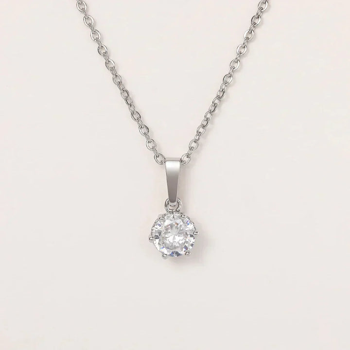 Poppy | Classic Necklace with Zirconia Pendant