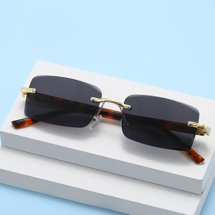 Coral | Solara Vintage Sunglasses