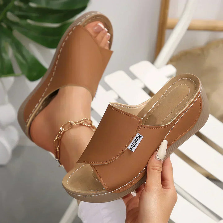 Rumi | Comfort Wedge Sandal