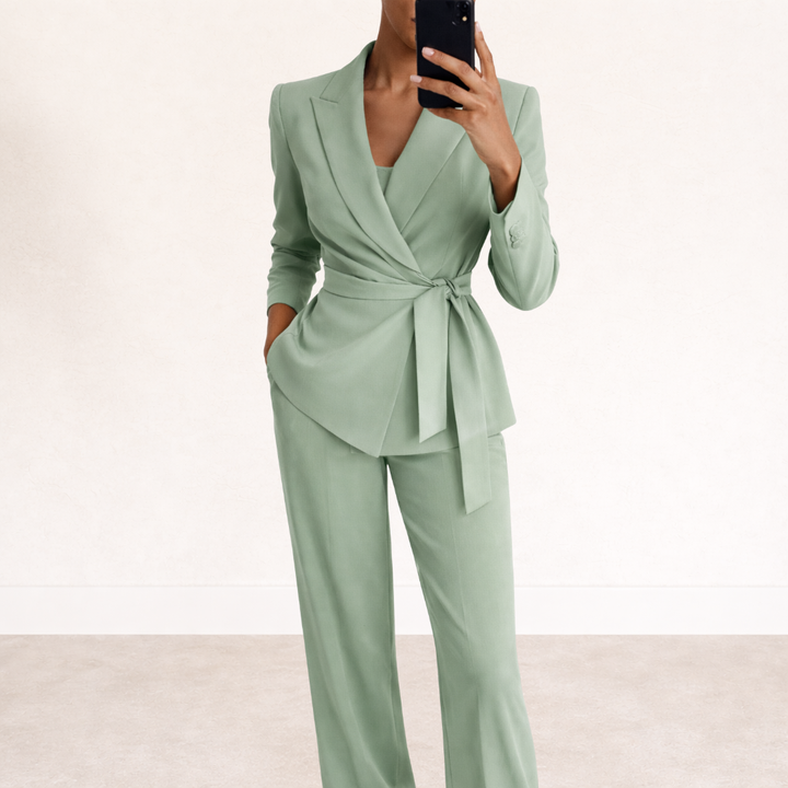 Vera | Minimalist Two-Piece Set