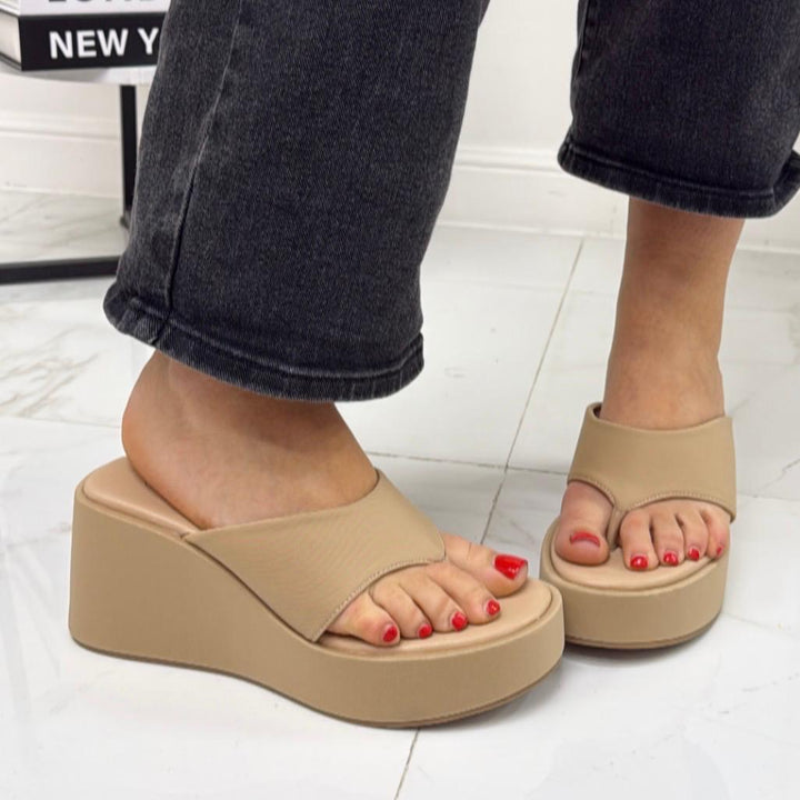 Brigida | Classic Wedge Sandal