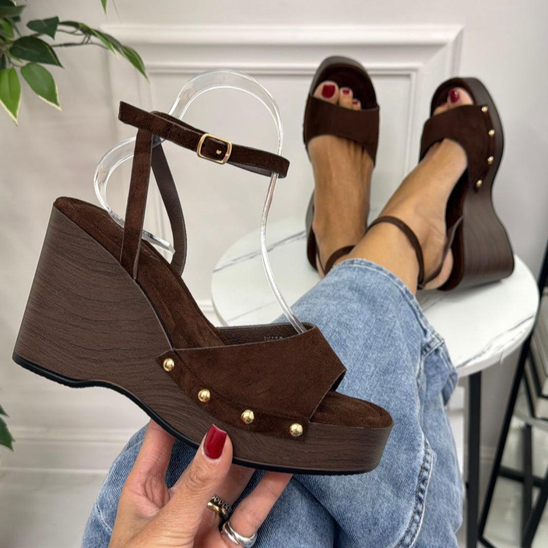 Nivia | Ankle Strap Wedge Sandal