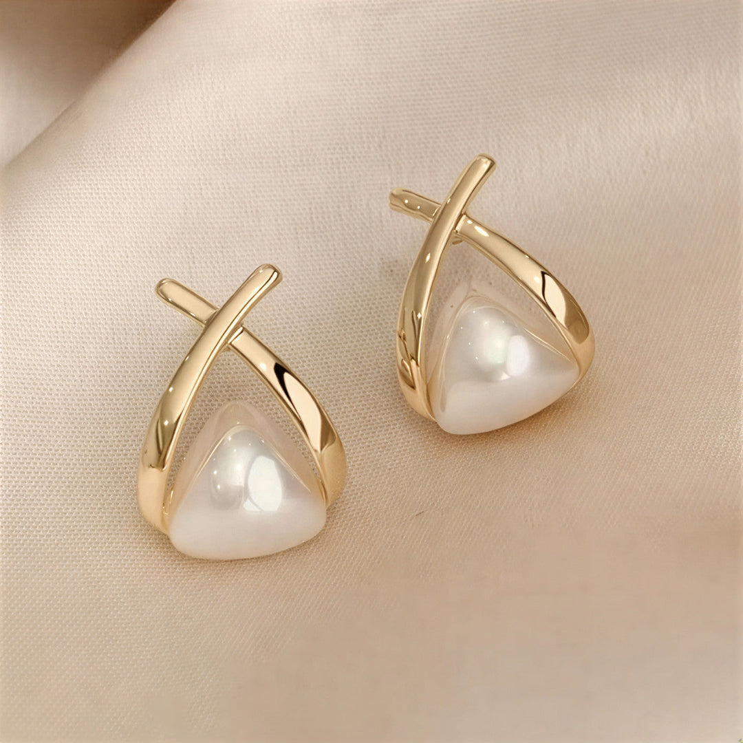 Ingrid | Everyday Pearl Earrings