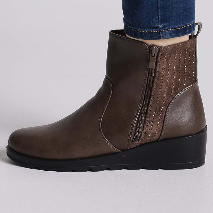 Paola - Women's Wedge Ankle Boot