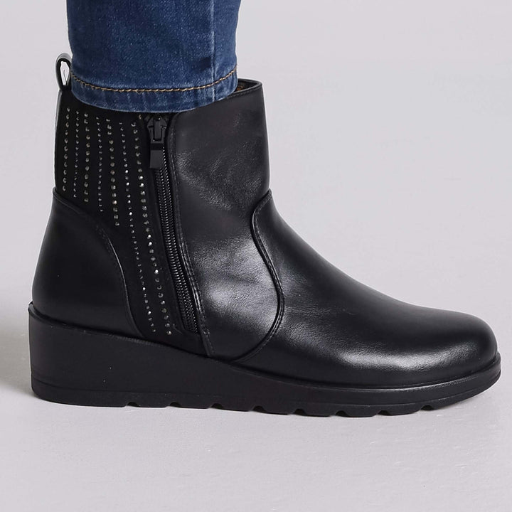 Paola - Women's Wedge Ankle Boot