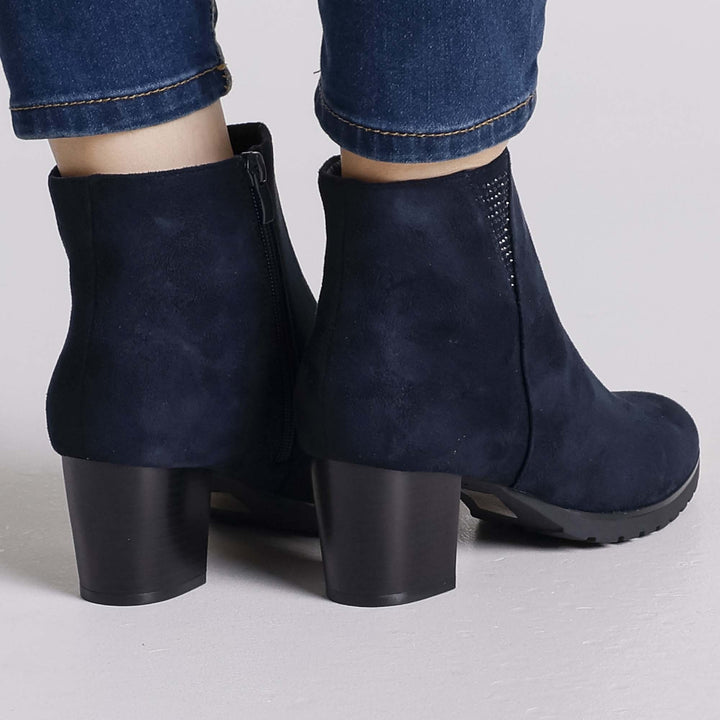 Anna - Women's Heeled Ankle Boot
