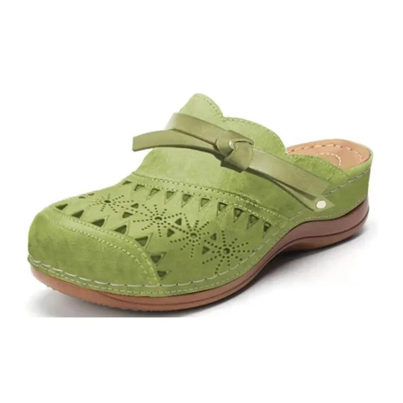 Lya | Comfortable Everyday Clogs