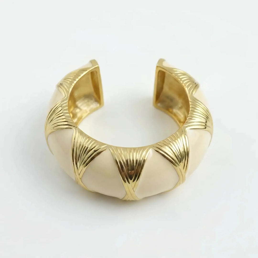 Eclipse Aura Bold Statement Bracelet