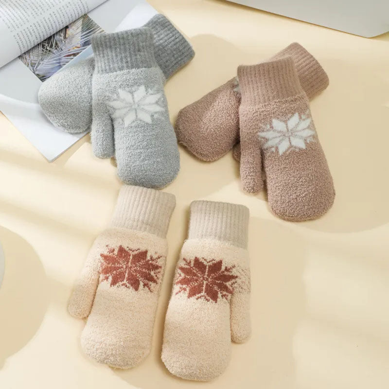 Snow warm winter gloves — Jarah Melbourne