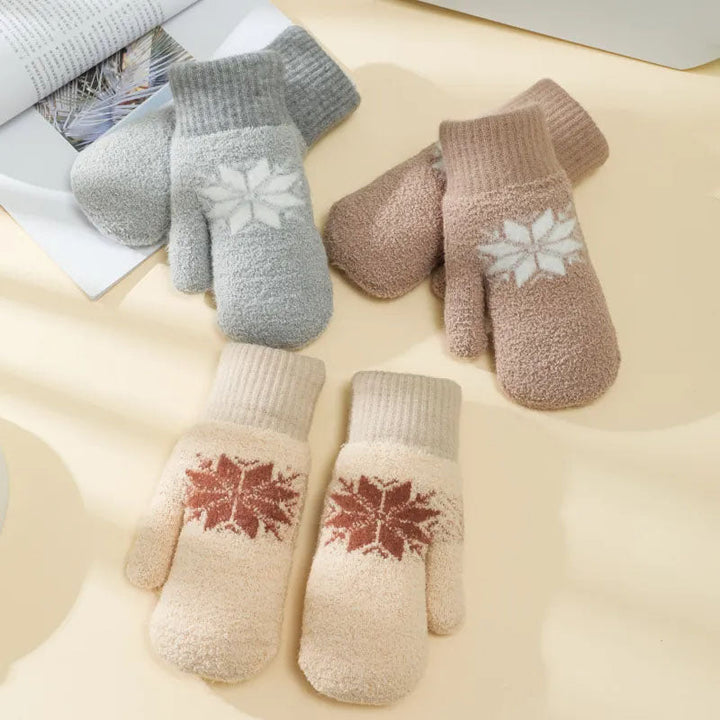 Snow warm winter gloves — Jarah Melbourne