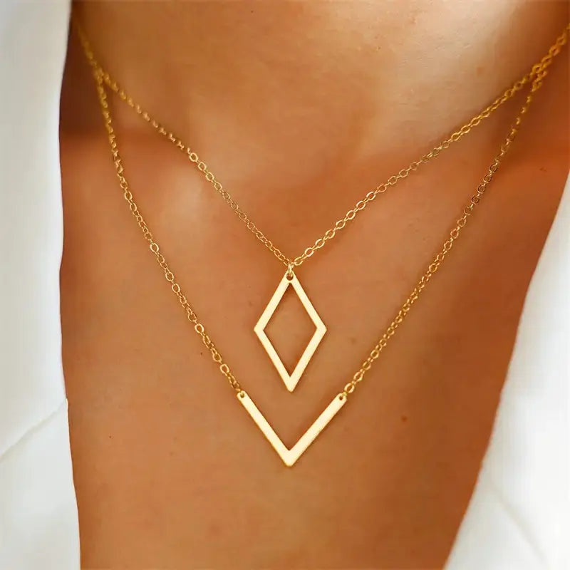Wren | Geometric V Pendant Necklace