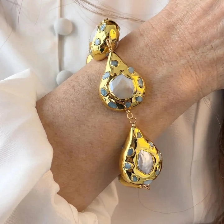 FluxFlicker Pearl Teardrop Bracelet
