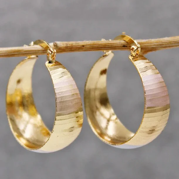 Skye | Golden Luxury Earrings