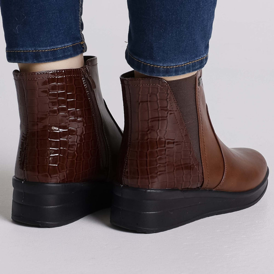 Gloria - Comfortable Ankle Boot with Zip